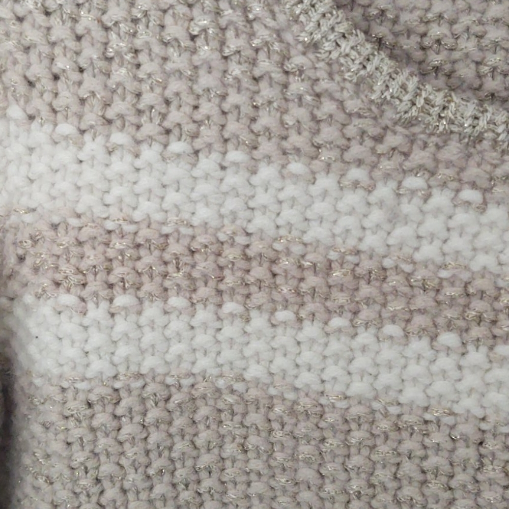 Sweater - Picture 5 of 6